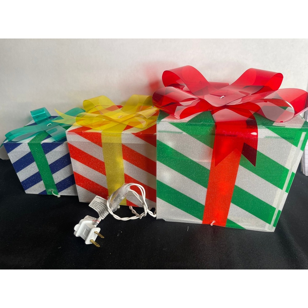Joiedomi Christmas Light‎ Up Gift Box Set 3 Pack Striped Holiday Decor 31556